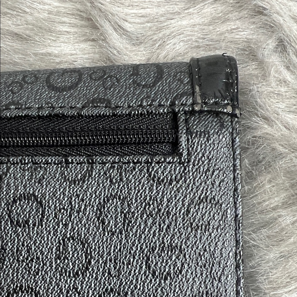 GUESS Charcoal and Black Patterned Wallet - Picture 3 of 10